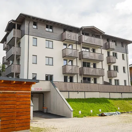 Penthouse For 8 Guests With Views Apartment Katschberghohe